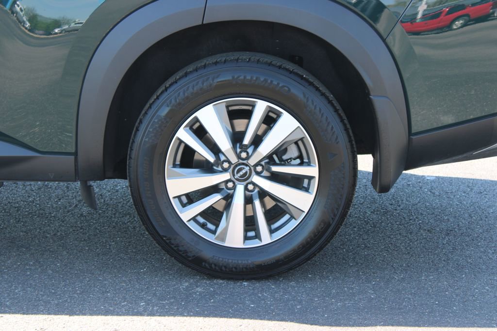 Used 2025 Nissan Pathfinder SL image 17