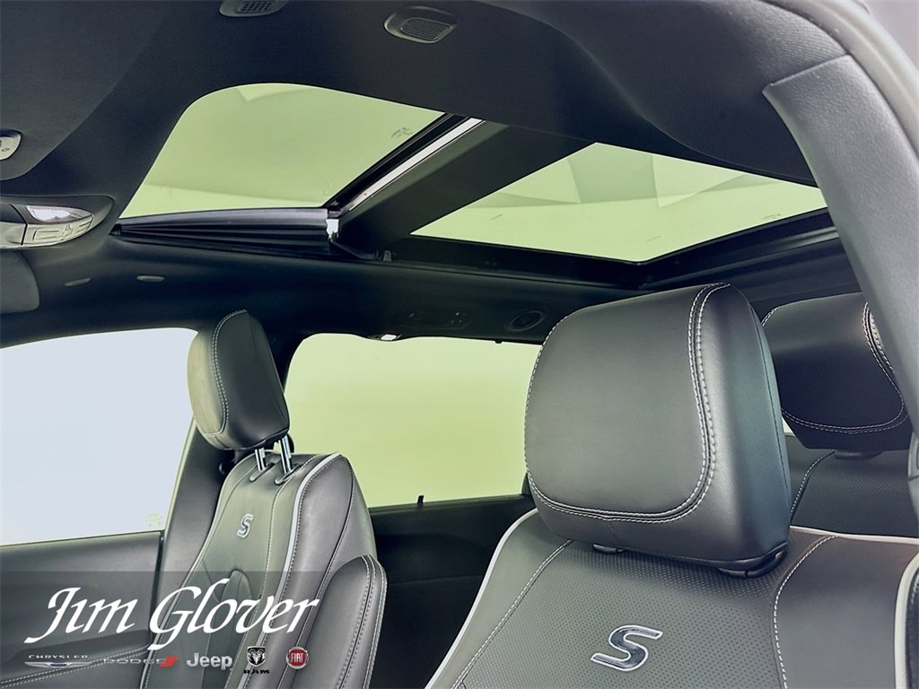 New 2026 Chrysler Pacifica Limited w/ S Appearance Package image 24