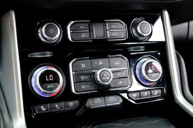 Used 2022 GMC Yukon Denali w/ Denali Premium Package image 18