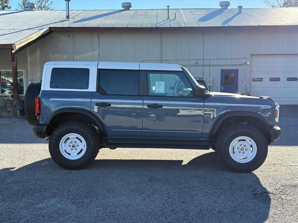New 2025 Ford Bronco Heritage Edition image 3