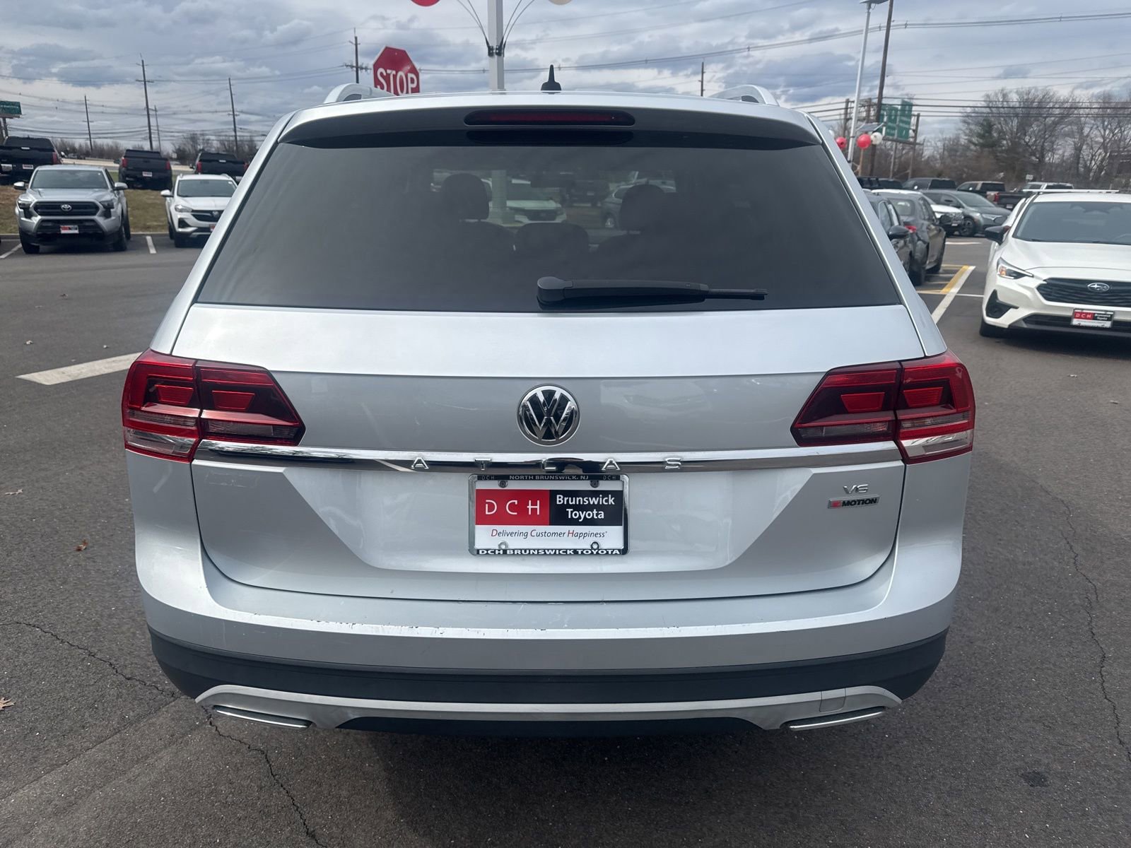 Used 2018 Volkswagen Atlas S image 6