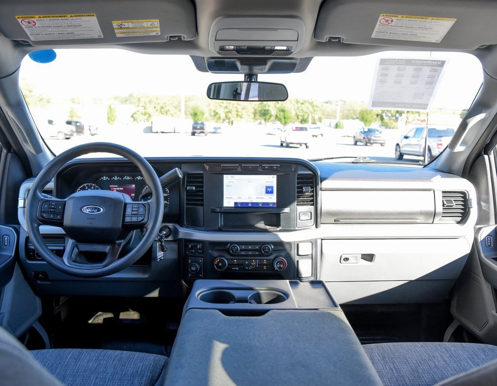 Used 2024 Ford F250 XLT w/ FX4 Off-Road Package image 23