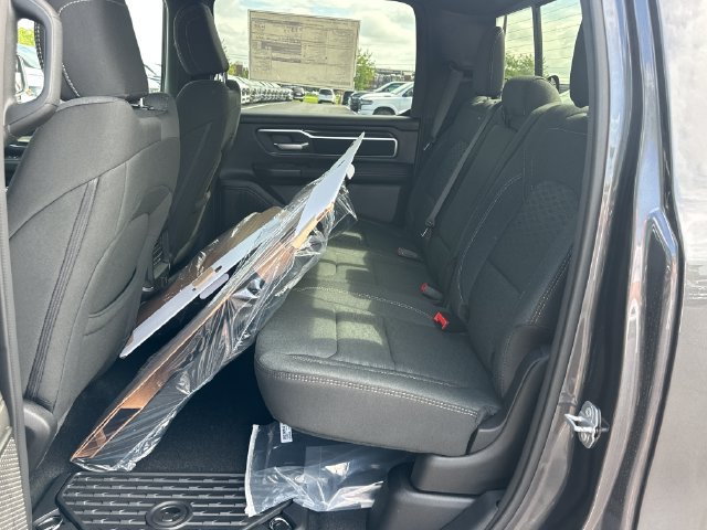 New 2027 RAM 1500 4x4 Crew Cab image 15