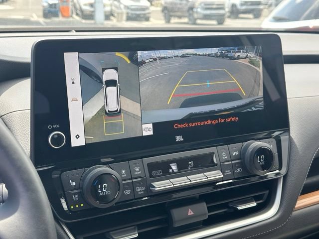 Used 2025 Toyota Grand Highlander AWD image 23