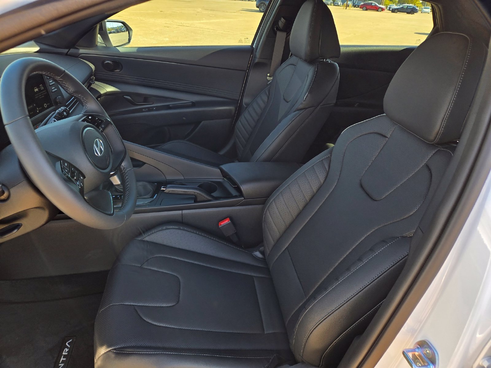 New 2026 Hyundai Elantra SEL Sport FWD image 17
