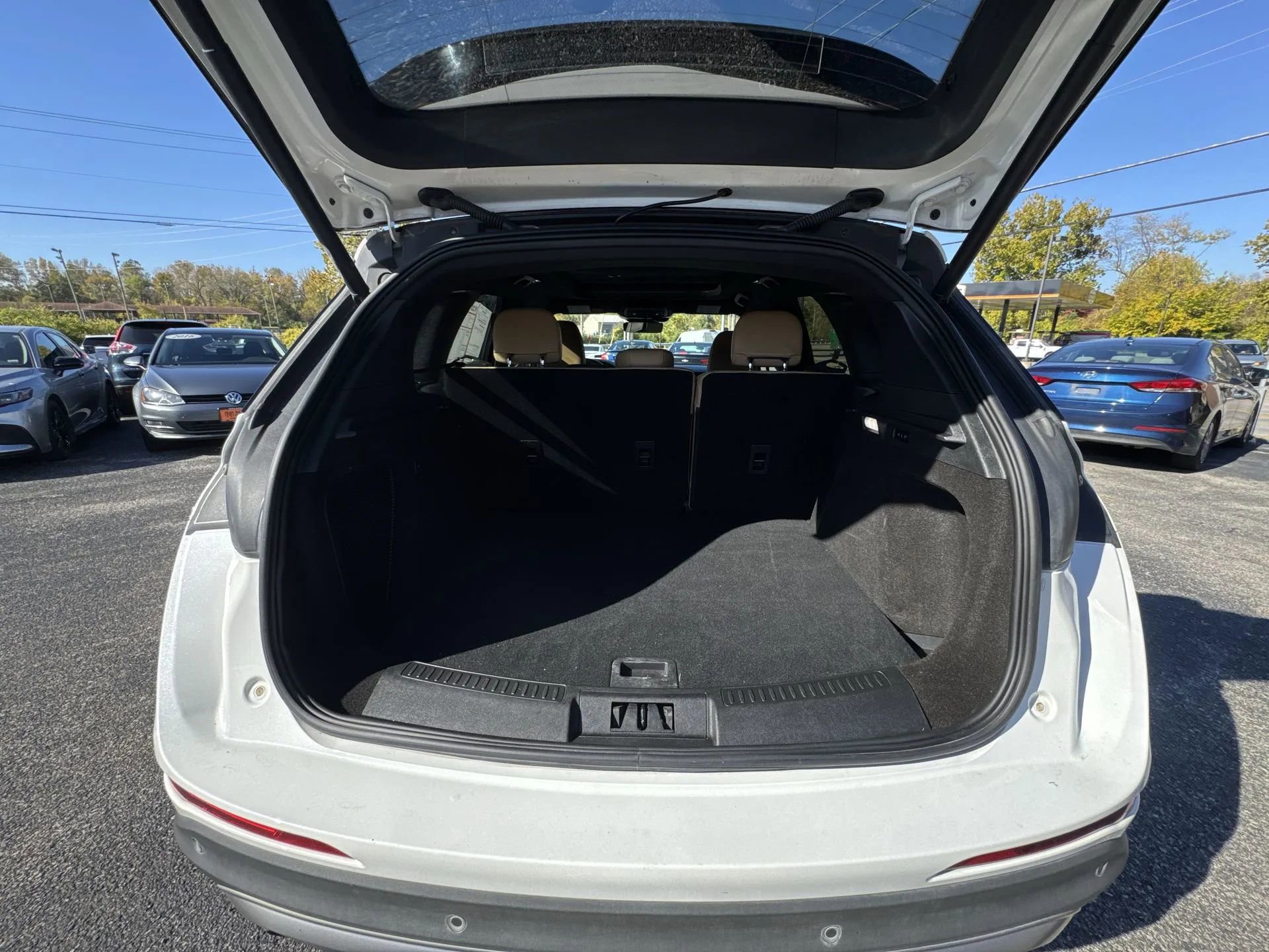 Used 2022 Lincoln Corsair Reserve w/ Elements Package image 21