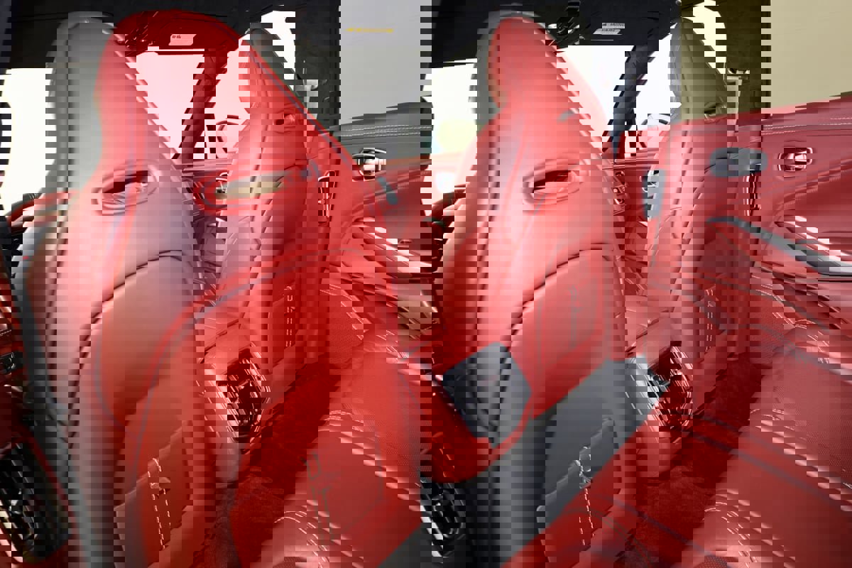 Used 2021 Aston Martin DBX image 47