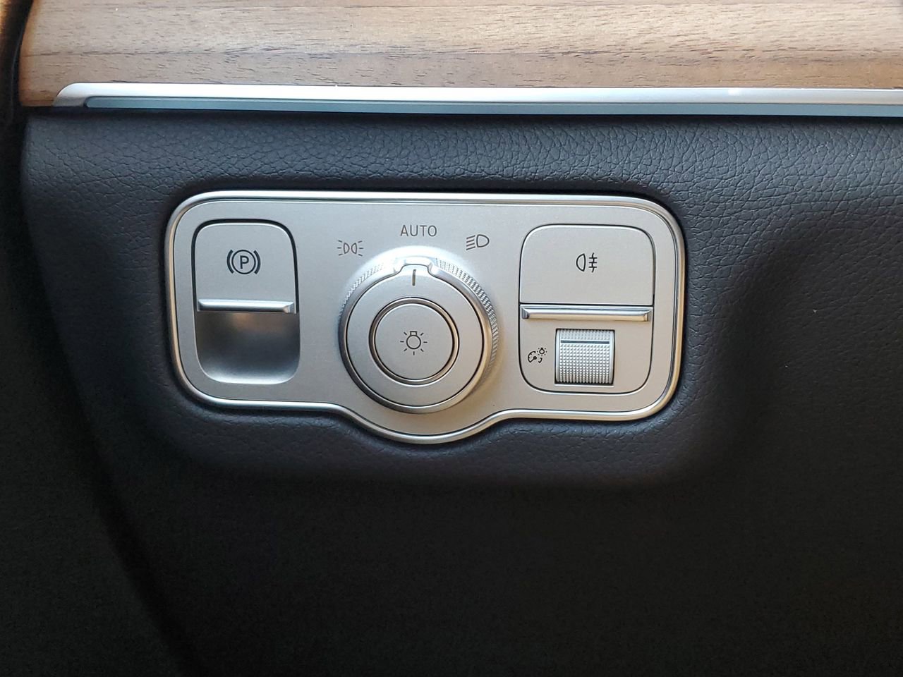 New 2025 Mercedes-Benz GLE 450 4MATIC image 23