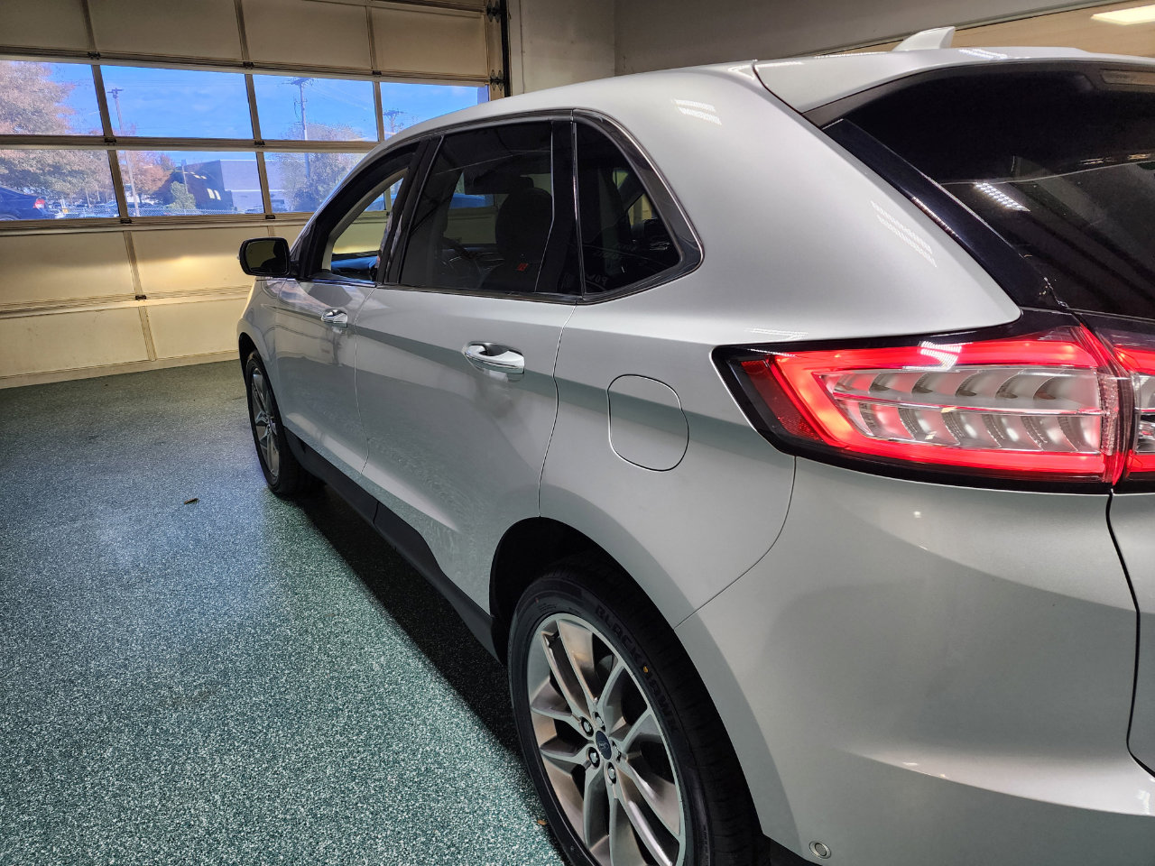 Used 2017 Ford Edge Titanium w/ Equipment Group 302A image 9