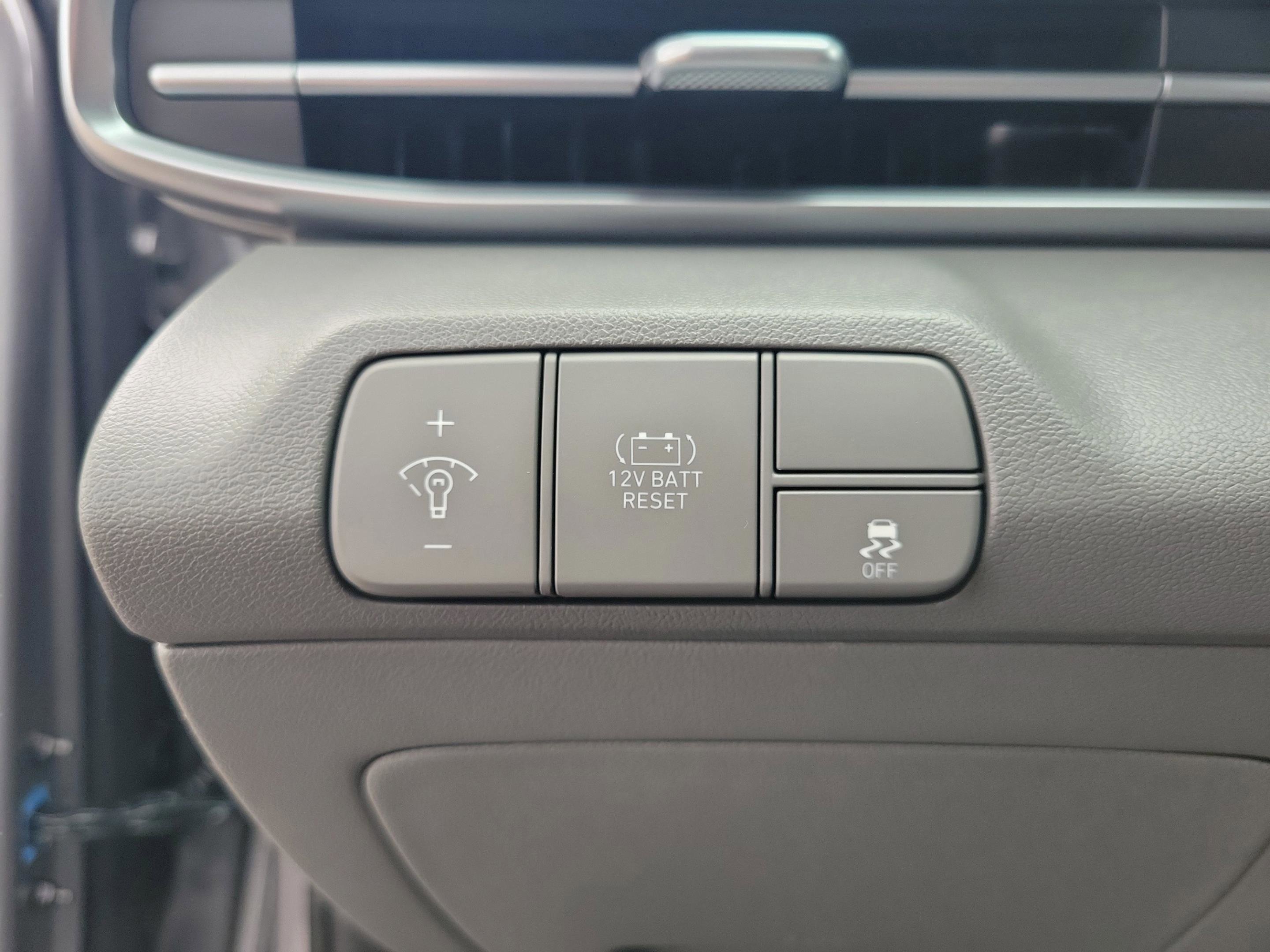 New 2025 Hyundai Elantra Blue image 21