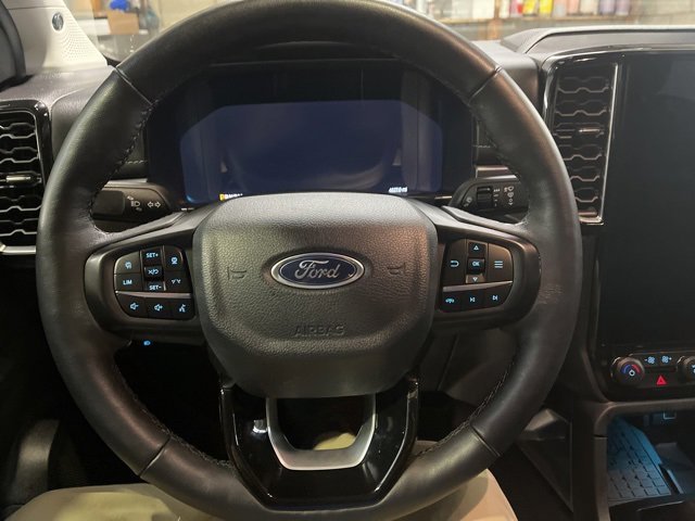 Used 2024 Ford Ranger Lariat w/ FX4 Off-Road Package image 41