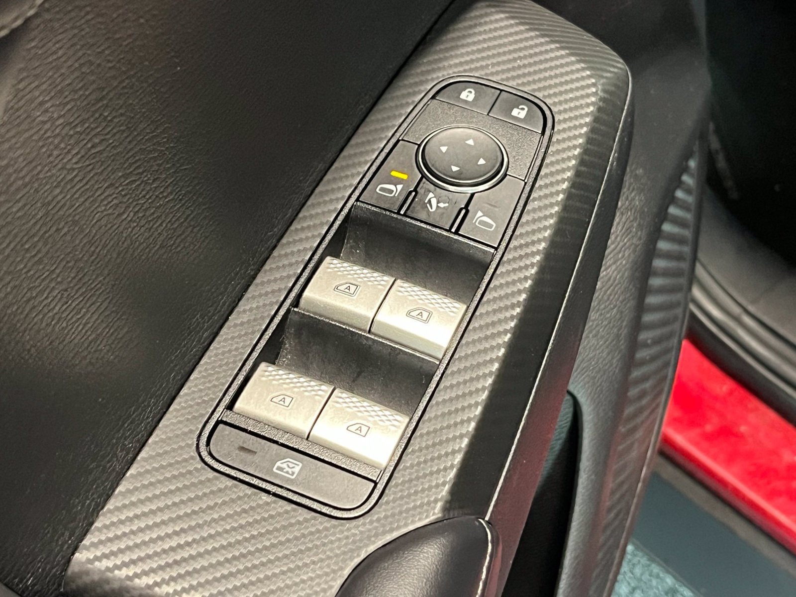 Used 2024 Mitsubishi Outlander SE AWD/4WD image 34