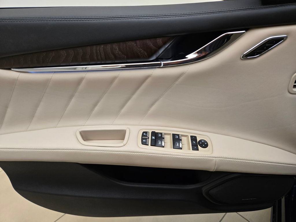 Certified 2023 Maserati Quattroporte Modena RWD image 31