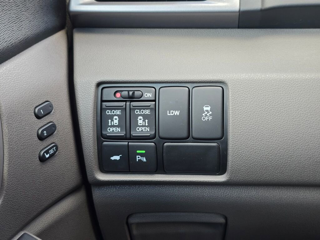 Used 2014 Honda Odyssey Touring image 30