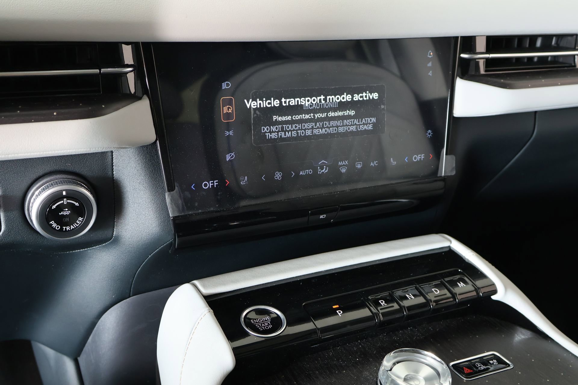 New 2026 Lincoln Navigator L Black Label w/ Black Label Special Edition image 7