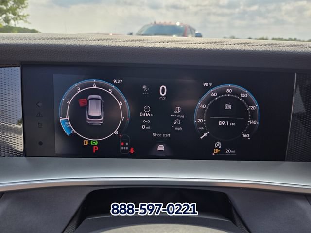 New 2026 Volkswagen Tiguan SE FWD image 20