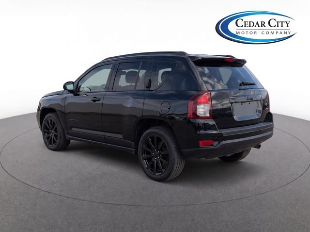 Used 2015 Jeep Compass Sport w/ Power Value Group FWD image 3