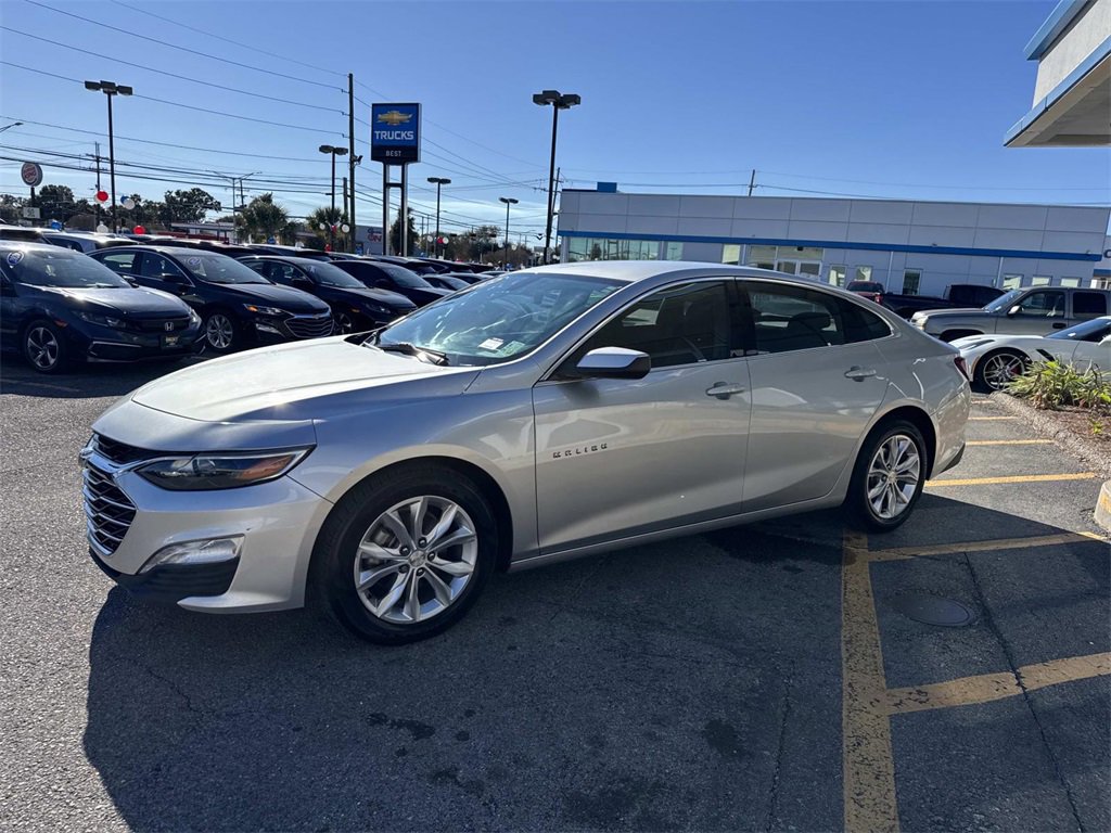 Used 2022 Chevrolet Malibu LT image 4