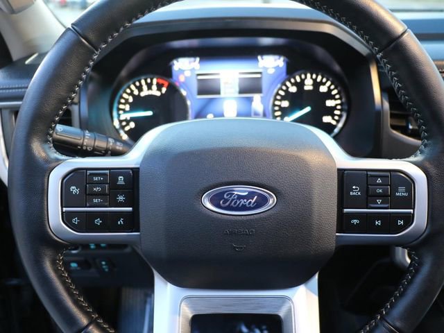 Used 2023 Ford Expedition Max XLT image 25