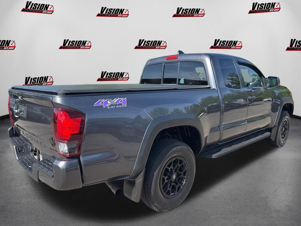 Used 2022 Toyota Tacoma SR w/ SX Package AWD/4WD image 5