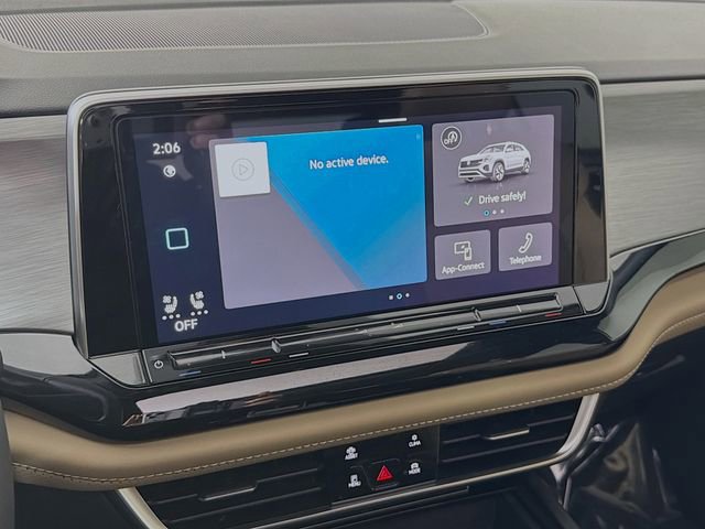 Used 2024 Volkswagen Atlas Cross Sport SE image 15