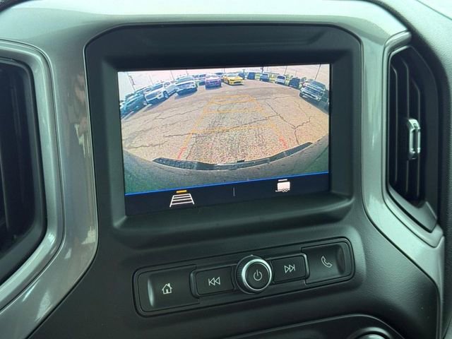 Used 2021 Chevrolet Silverado 2500 Custom w/ Custom Value Package image 16