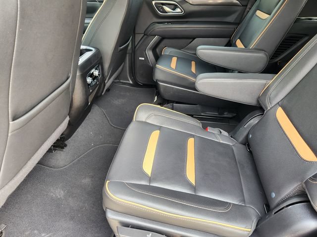 Used 2024 GMC Yukon AT4 w/ Technology Package AWD/4WD image 29