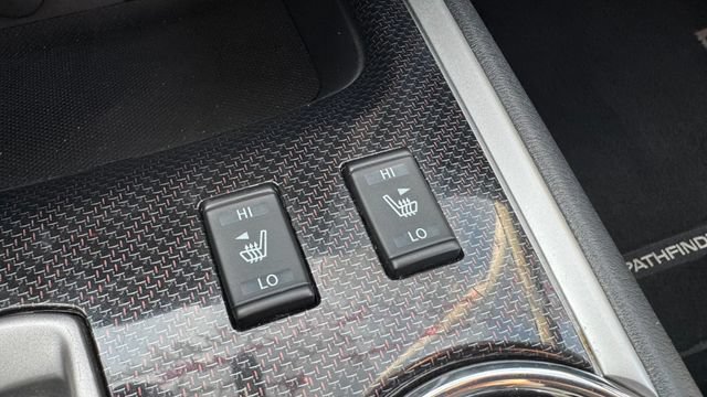 Used 2019 Nissan Pathfinder SL AWD/4WD image 20
