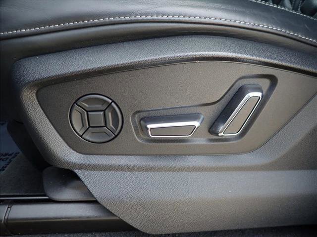 Used 2023 Audi SQ7 Prestige w/ Prestige Package AWD/4WD image 12
