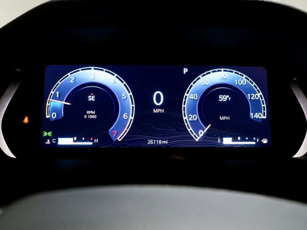 Used 2023 Jeep Grand Cherokee L Limited w/ Black Appearance Package image 15