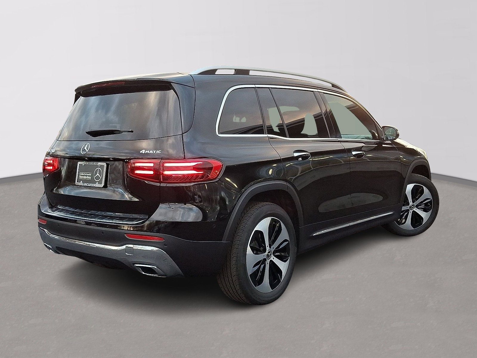 Certified 2025 Mercedes-Benz GLB 250 4MATIC image 4