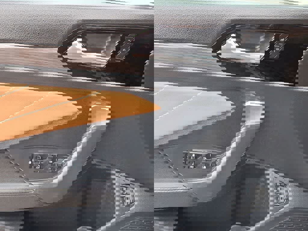 Used 2022 Volkswagen Jetta SEL FWD image 10