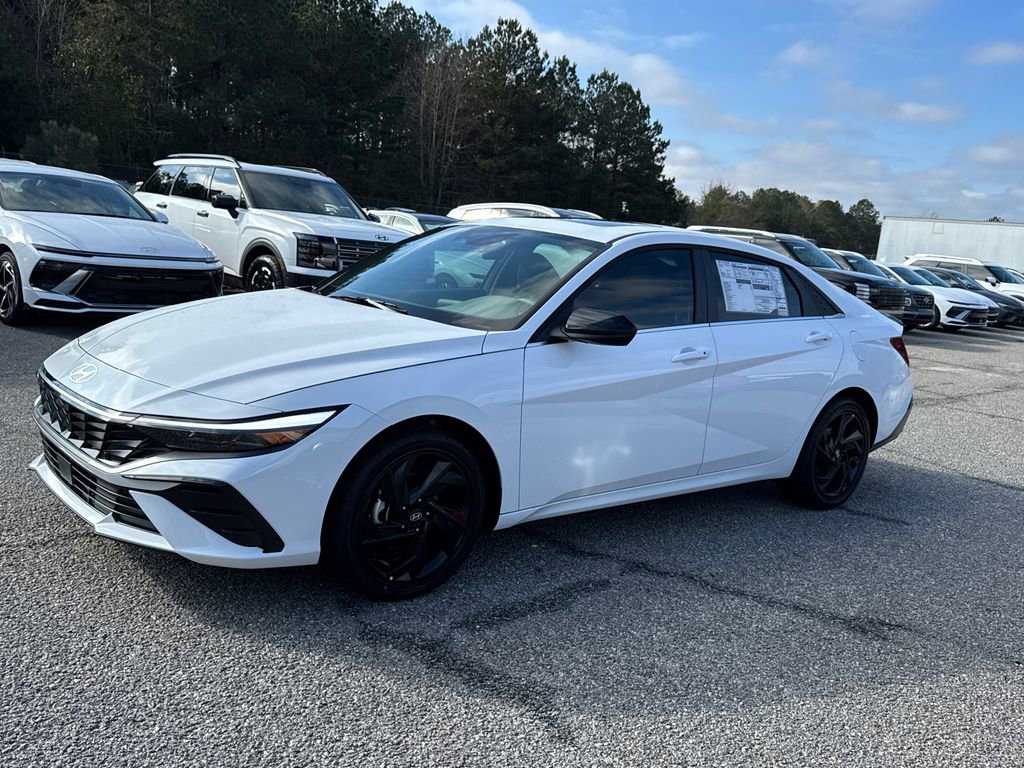 New 2026 Hyundai Elantra SEL Sport image 2