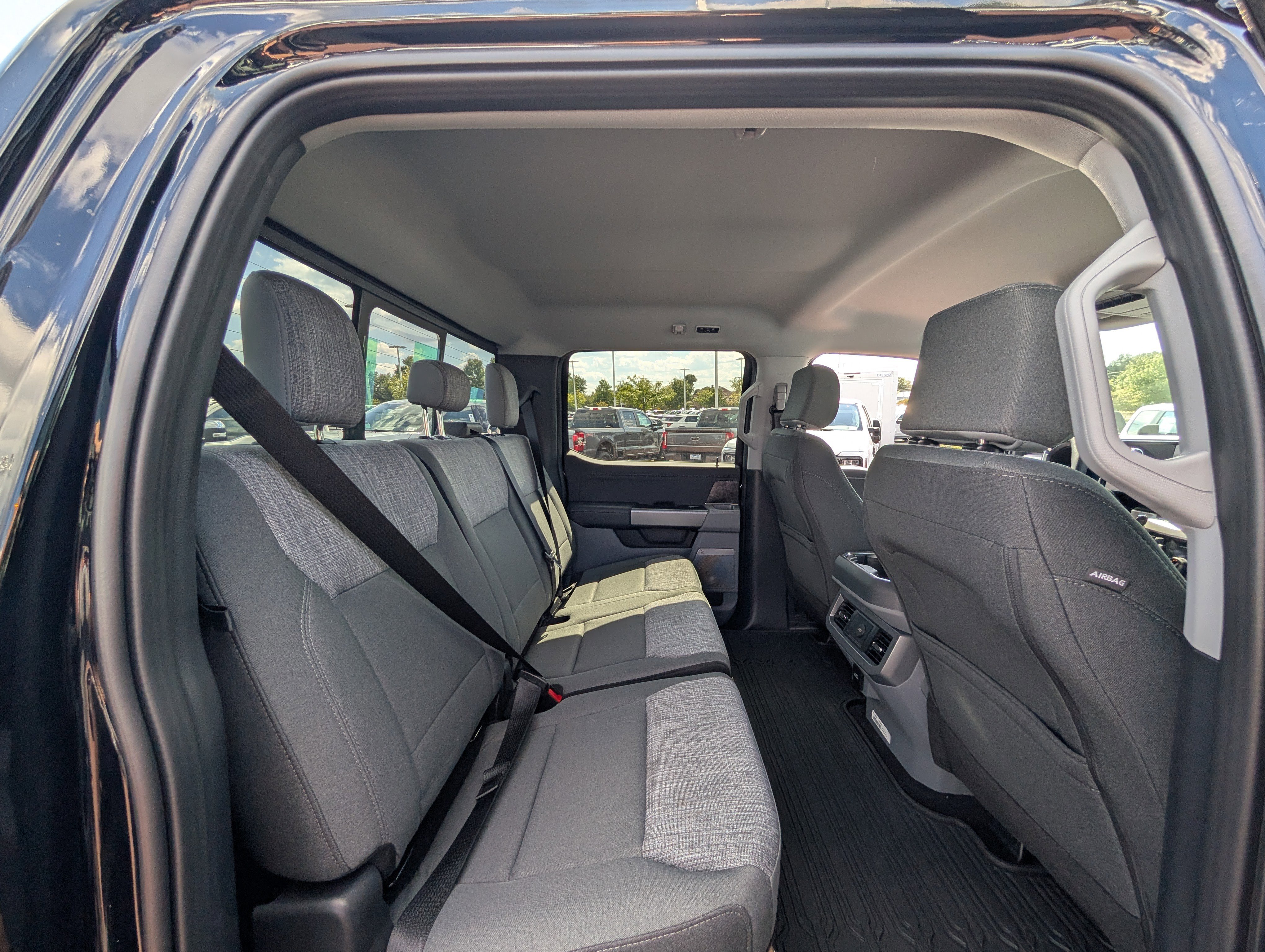 New 2026 Ford F250 XLT w/ XLT Premium Package image 8