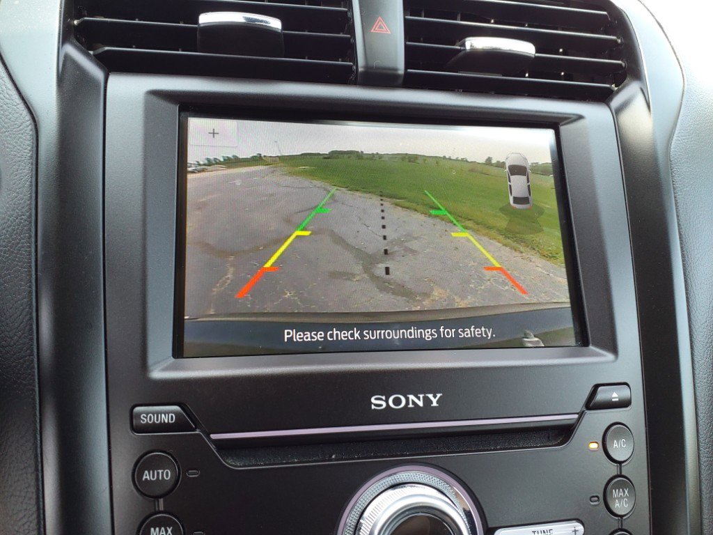 Used 2019 Ford Fusion Energi Titanium image 8