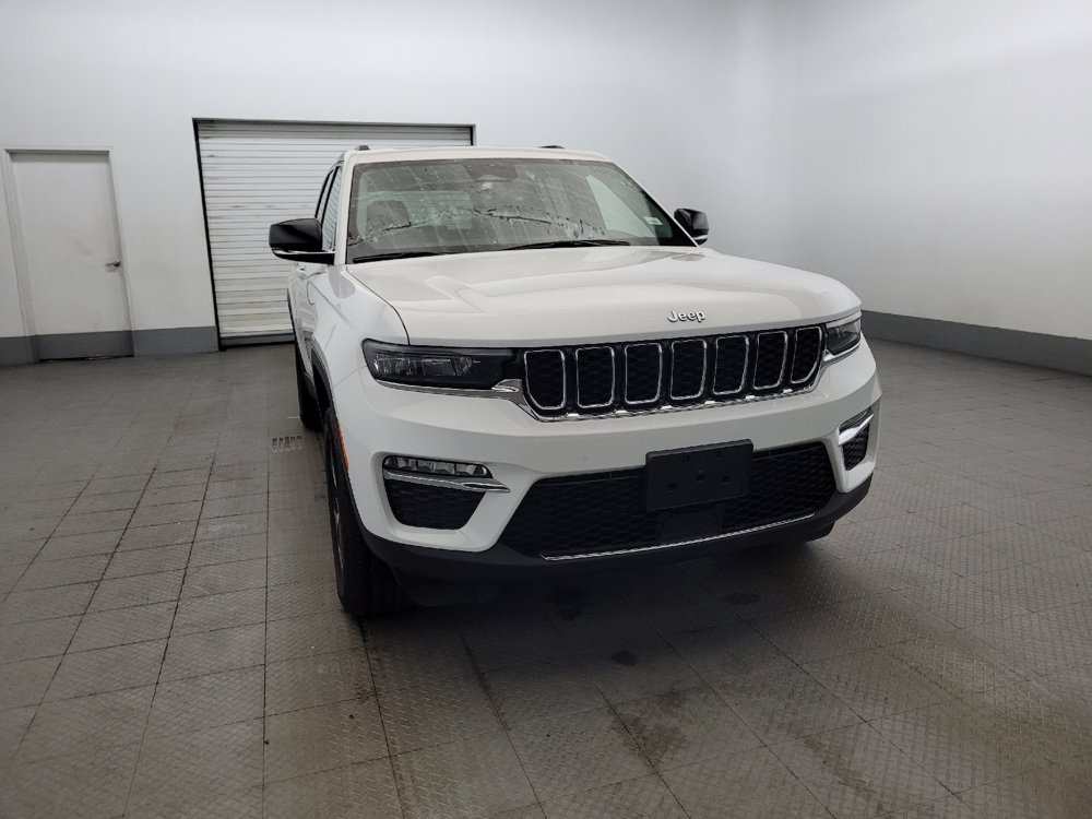 Used 2023 Jeep Grand Cherokee 4WD 4xe image 14