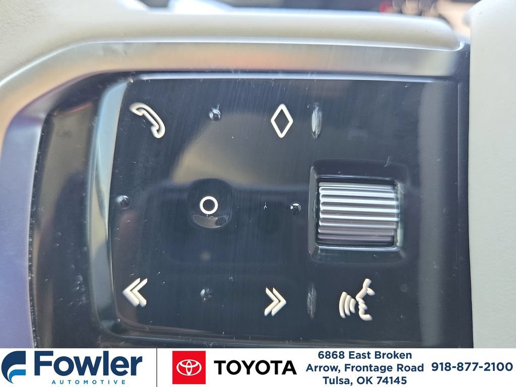 Used 2021 Land Rover Range Rover Velar R-Dynamic HSE AWD/4WD image 19