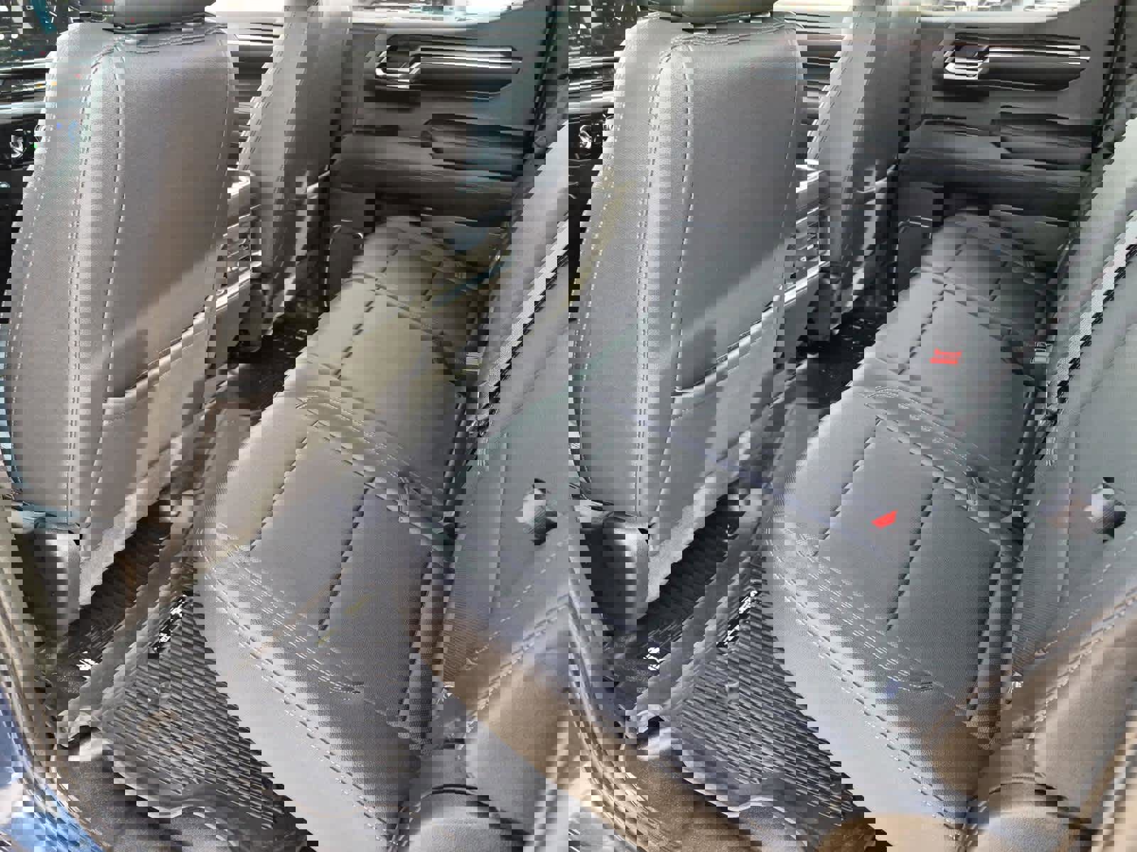 Certified 2022 GMC Sierra 1500 SLT w/ SLT Convenience Package image 15