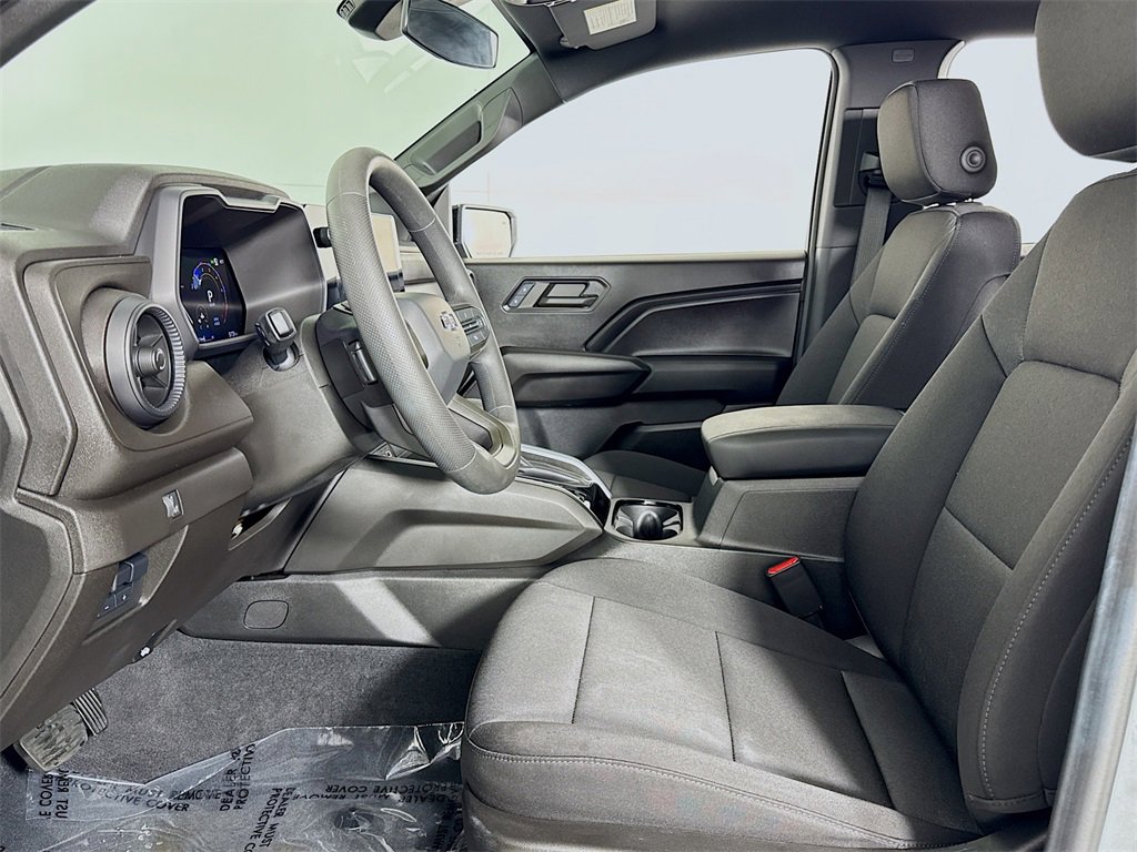 Used 2024 Chevrolet Colorado Trail Boss w/ Advanced Trailering Package image 12