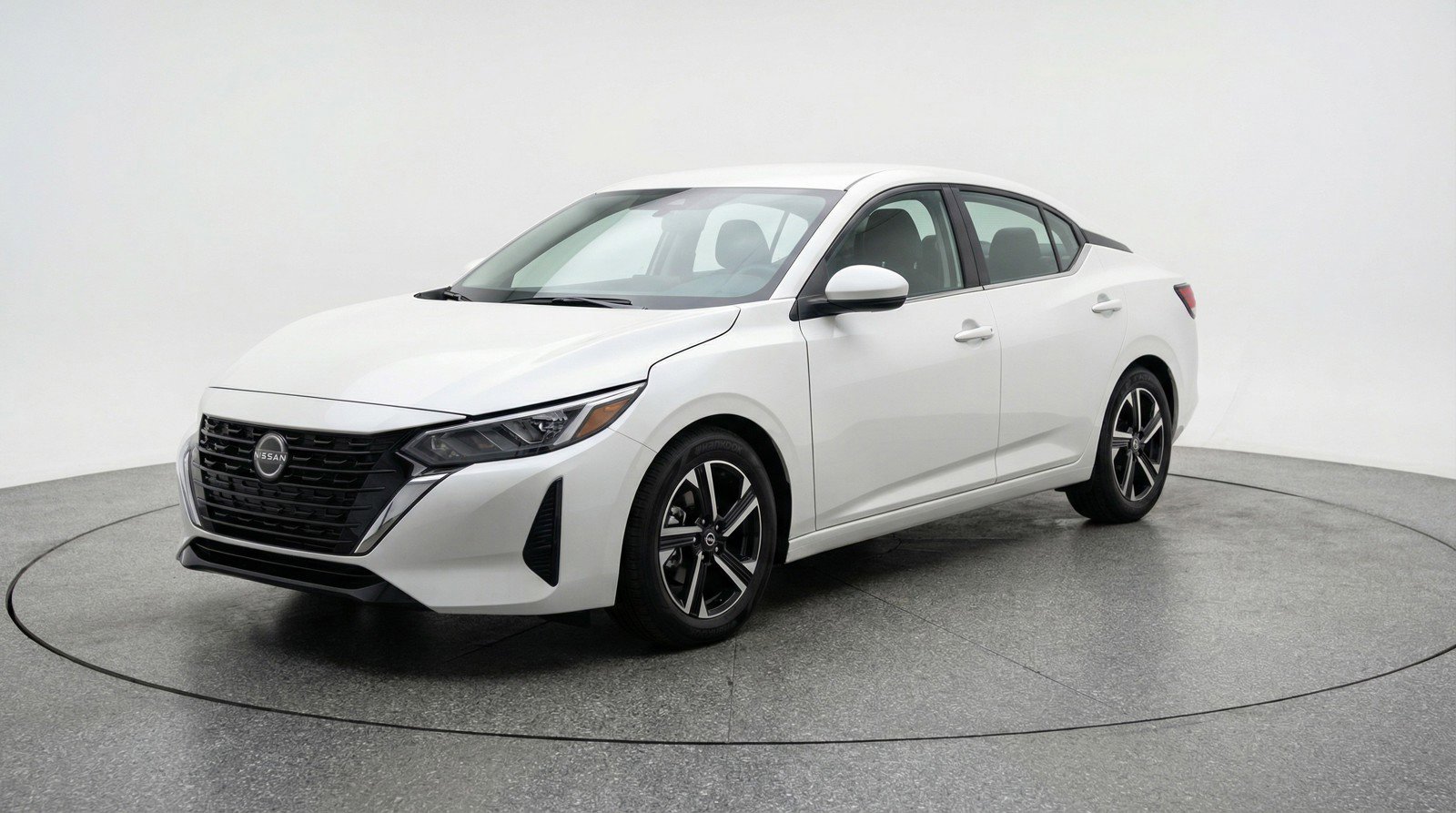 Used 2025 Nissan Sentra SV image 3