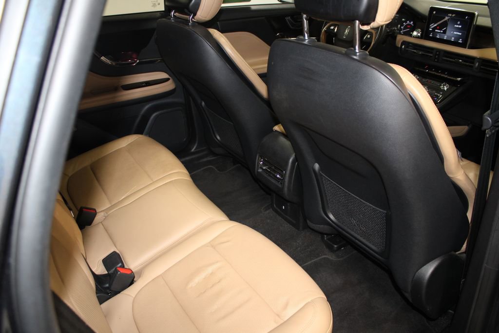 Used 2020 Lincoln Corsair Reserve image 33