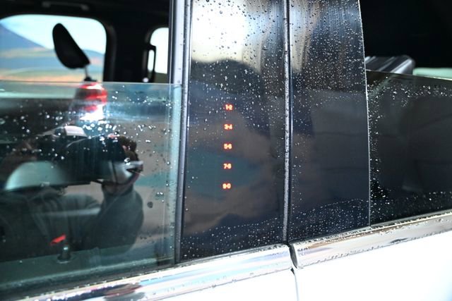 Used 2021 Ford Expedition Limited image 21