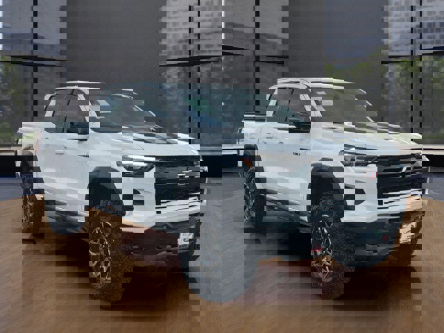 Used 2023 Chevrolet Colorado ZR2 w/ ZR2 Convenience Package III image 10