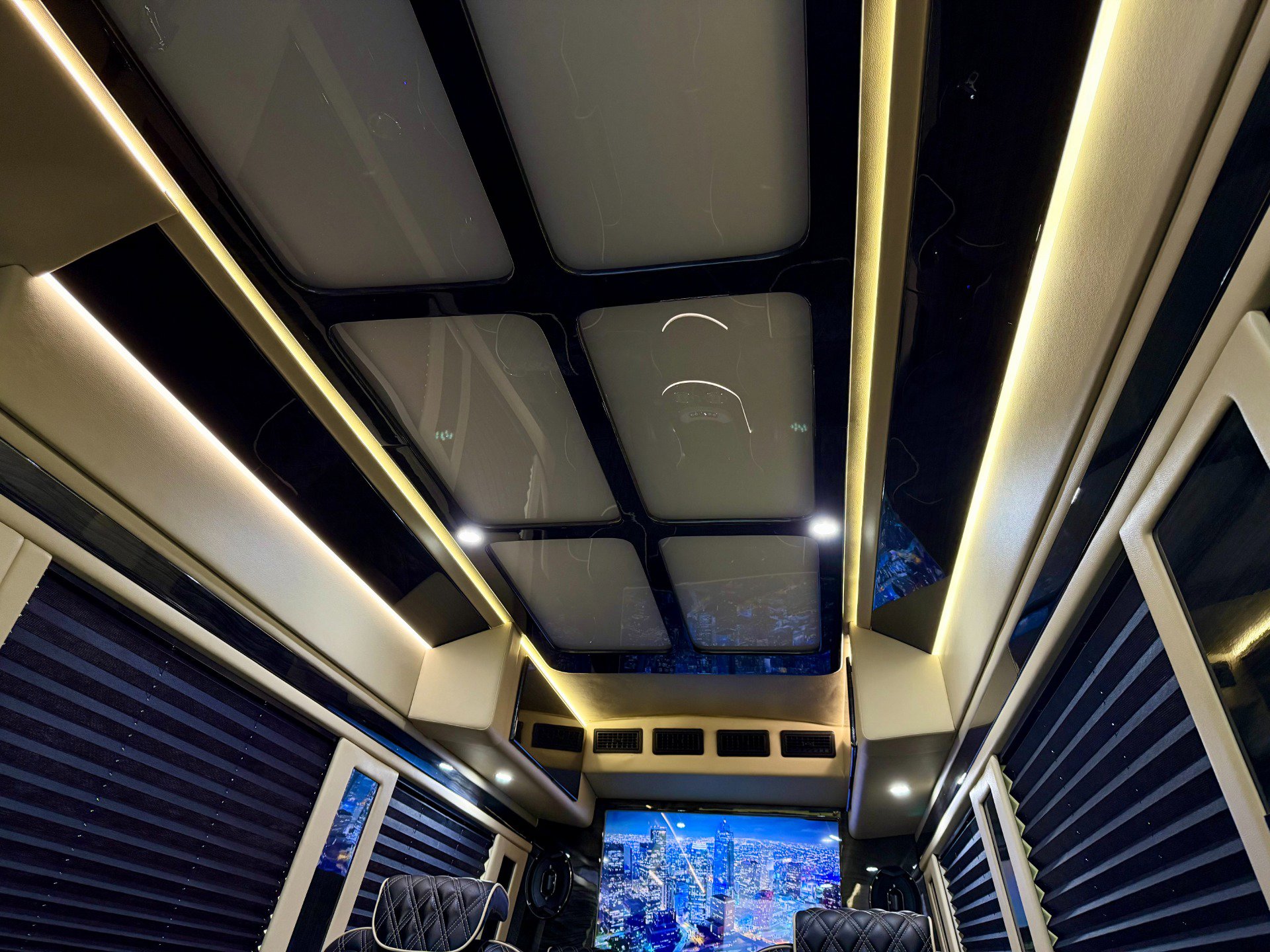 Used 2020 Mercedes-Benz Sprinter 3500 image 41
