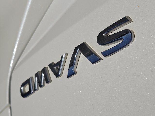 Used 2016 Nissan Rogue SV AWD/4WD image 11