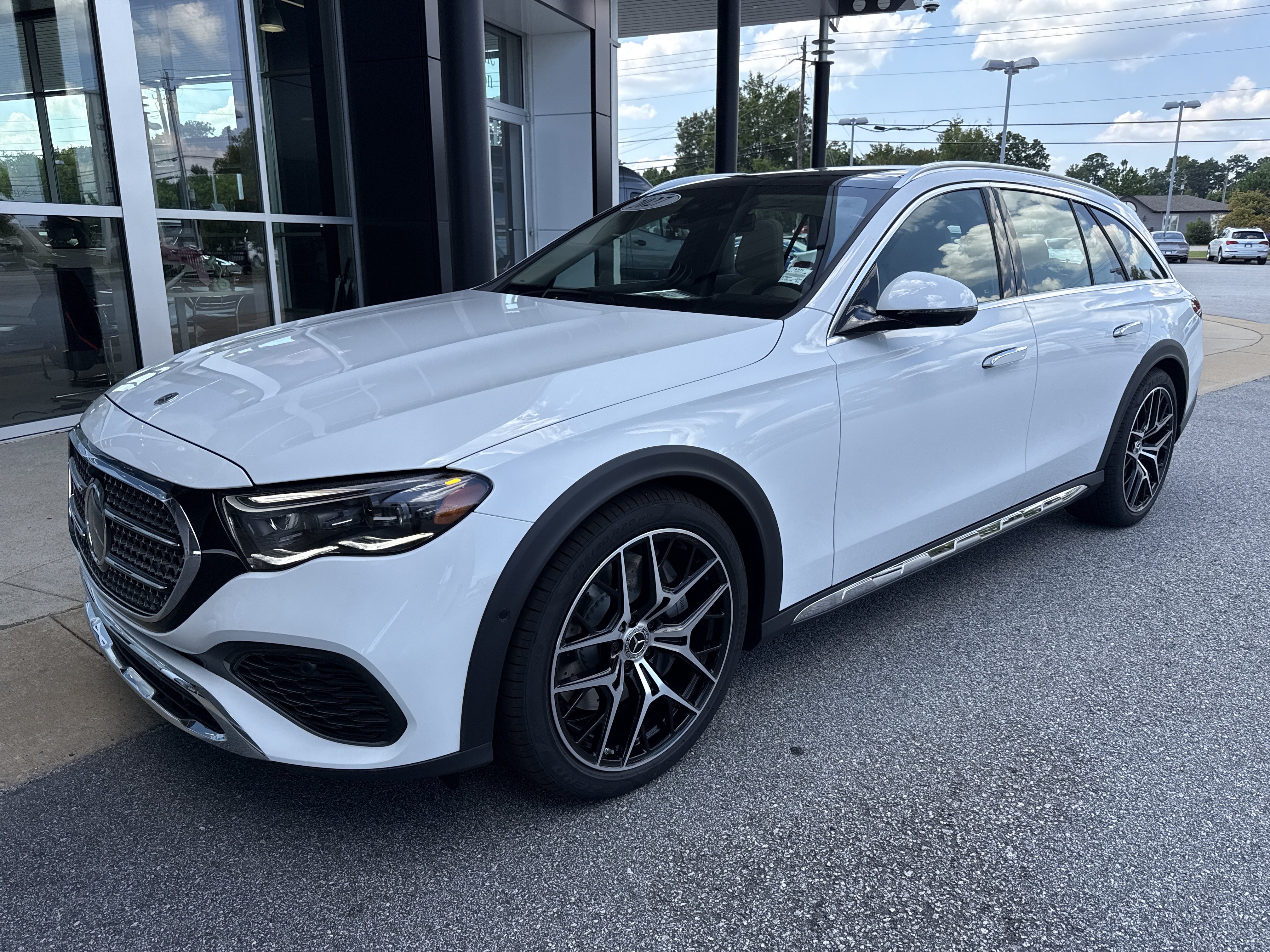 New 2027 Mercedes-Benz E 450 4MATIC All-Terrain Wagon image 6