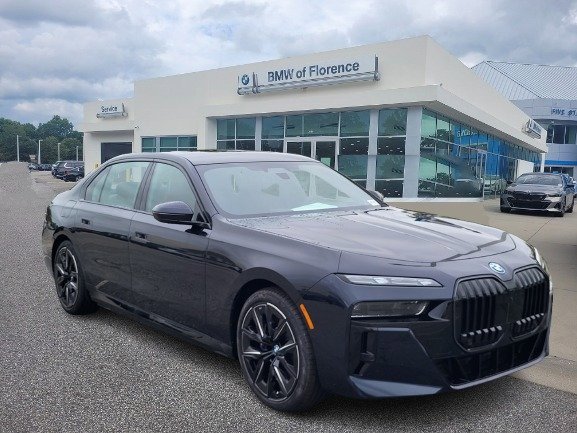 New 2026 BMW 750e xDrive w/ Executive Package image 1