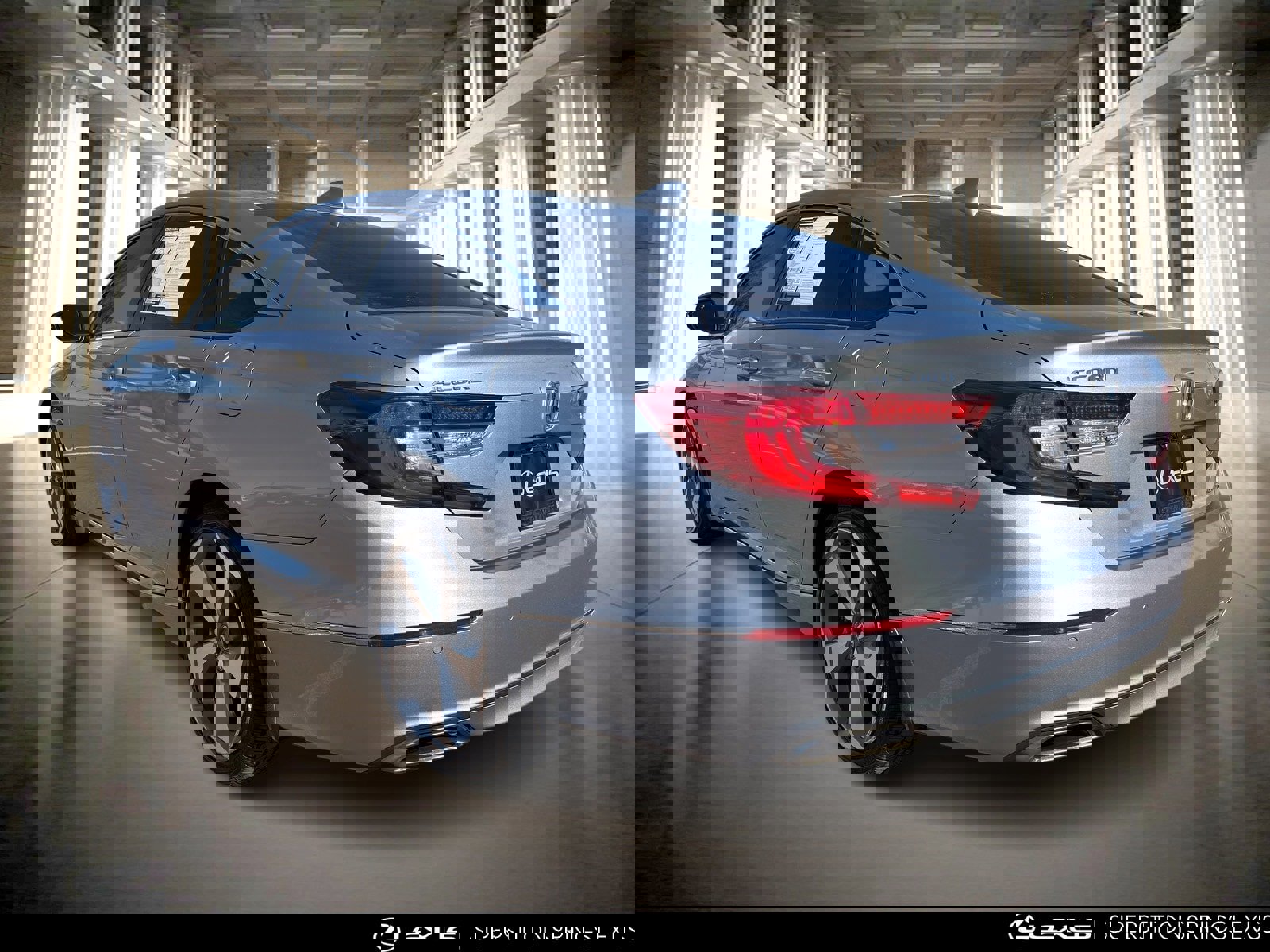 Used 2018 Honda Accord Touring image 6