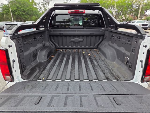 Used 2025 Chevrolet Colorado Z71 w/ Midnight Edition image 21