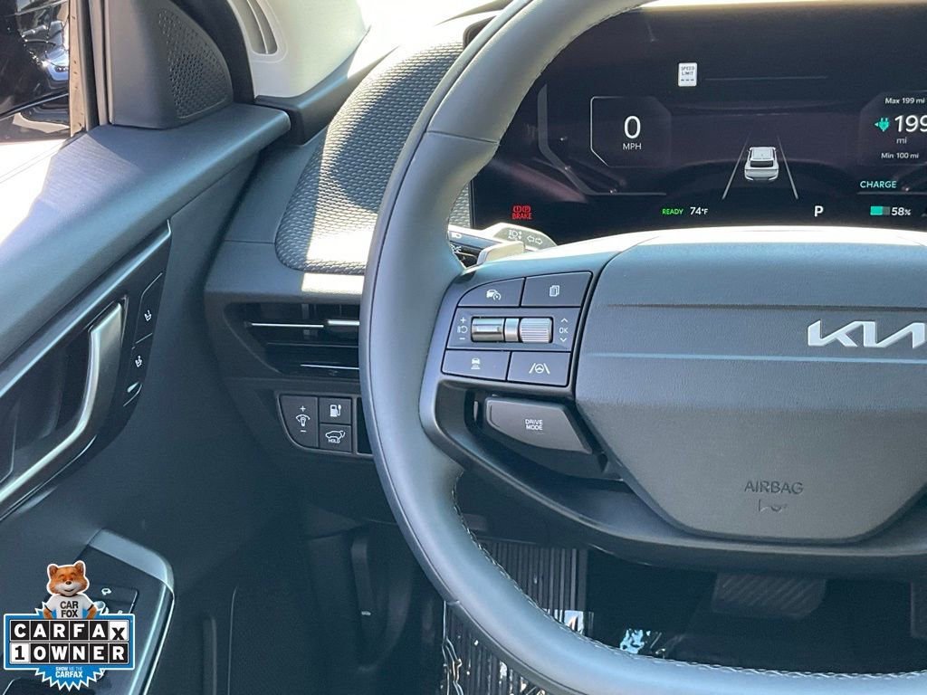 Used 2025 Kia EV6 Wind image 39